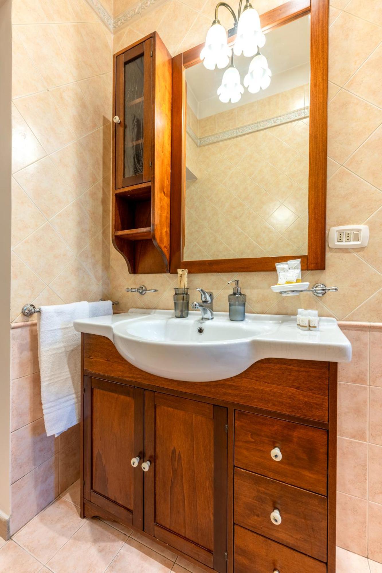 100Mq Maison Paradise - Central & Elegant Apt Bari Exterior photo